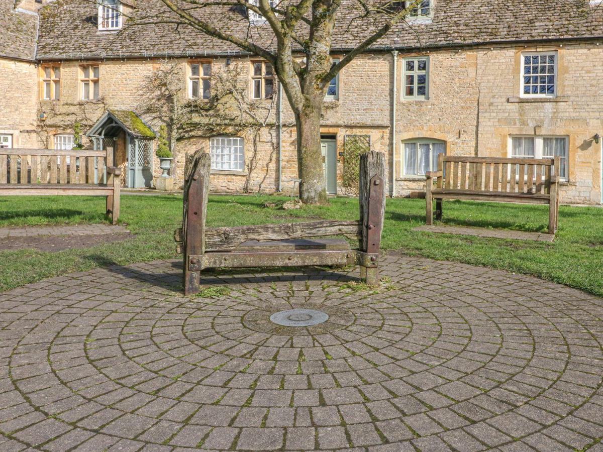 Coln Cottage Stow-on-the-Wold Exterior foto